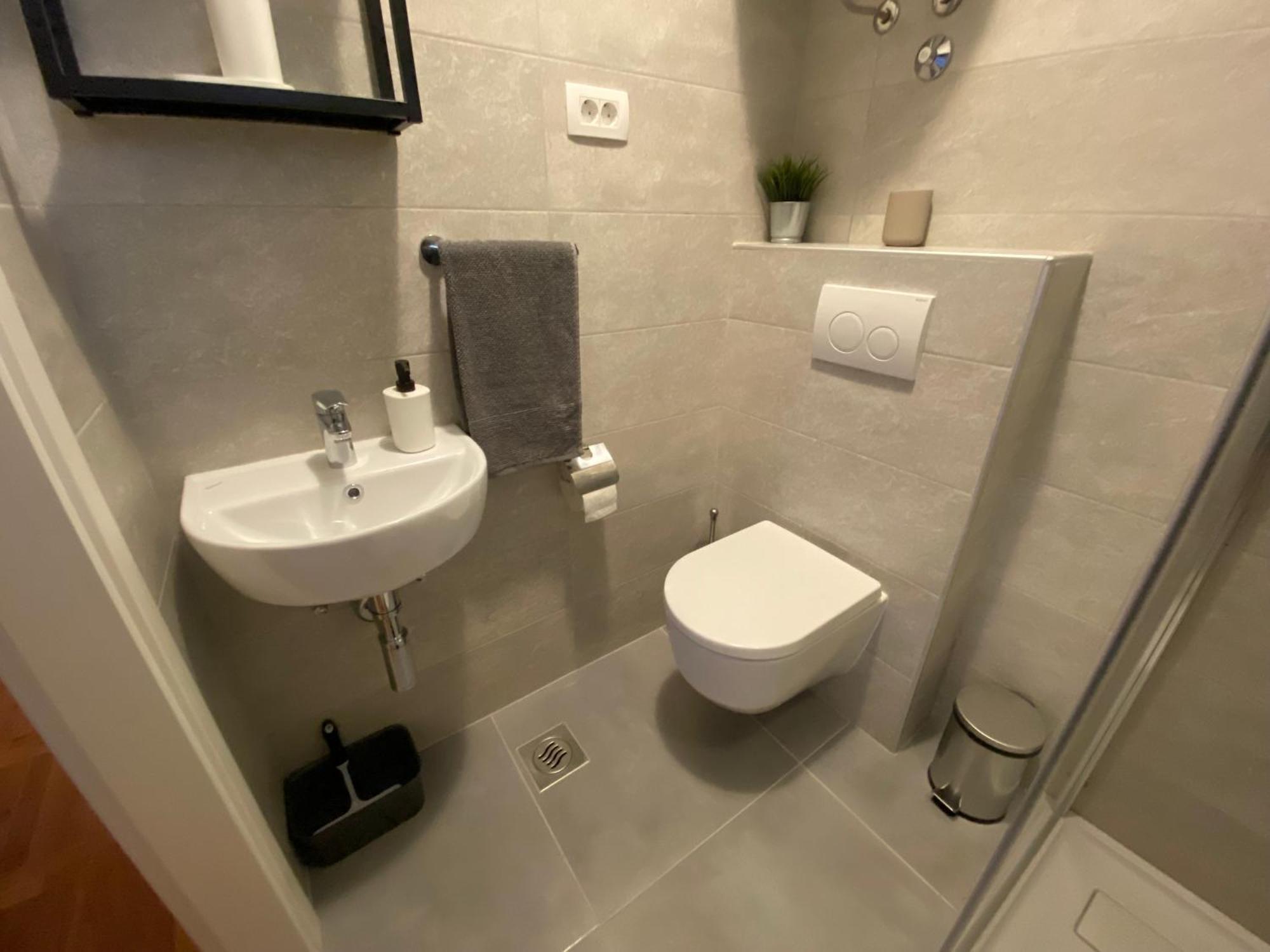 Studio Apartment And Rooms Adria Vodice Buitenkant foto