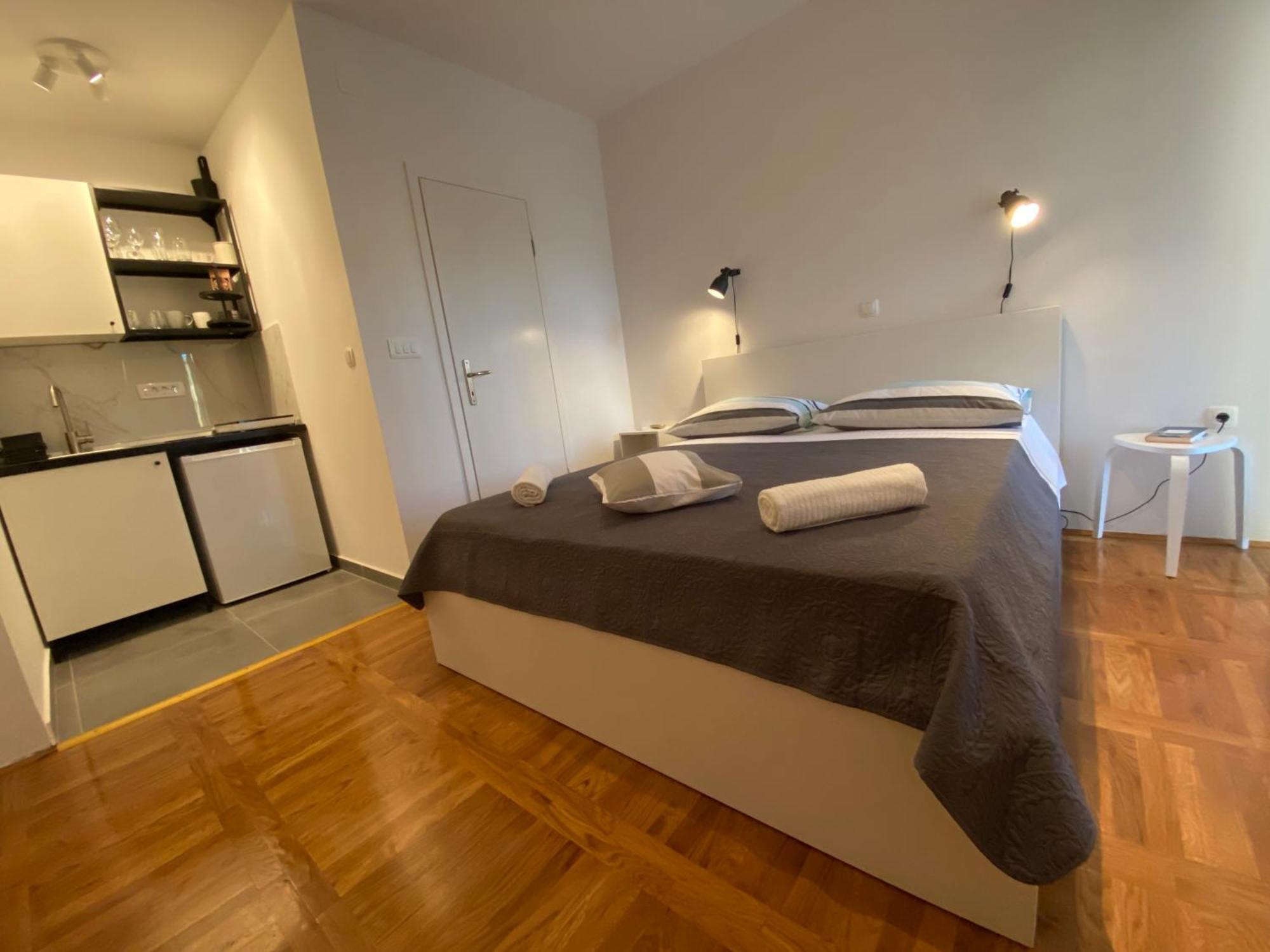 Studio Apartment And Rooms Adria Vodice Buitenkant foto