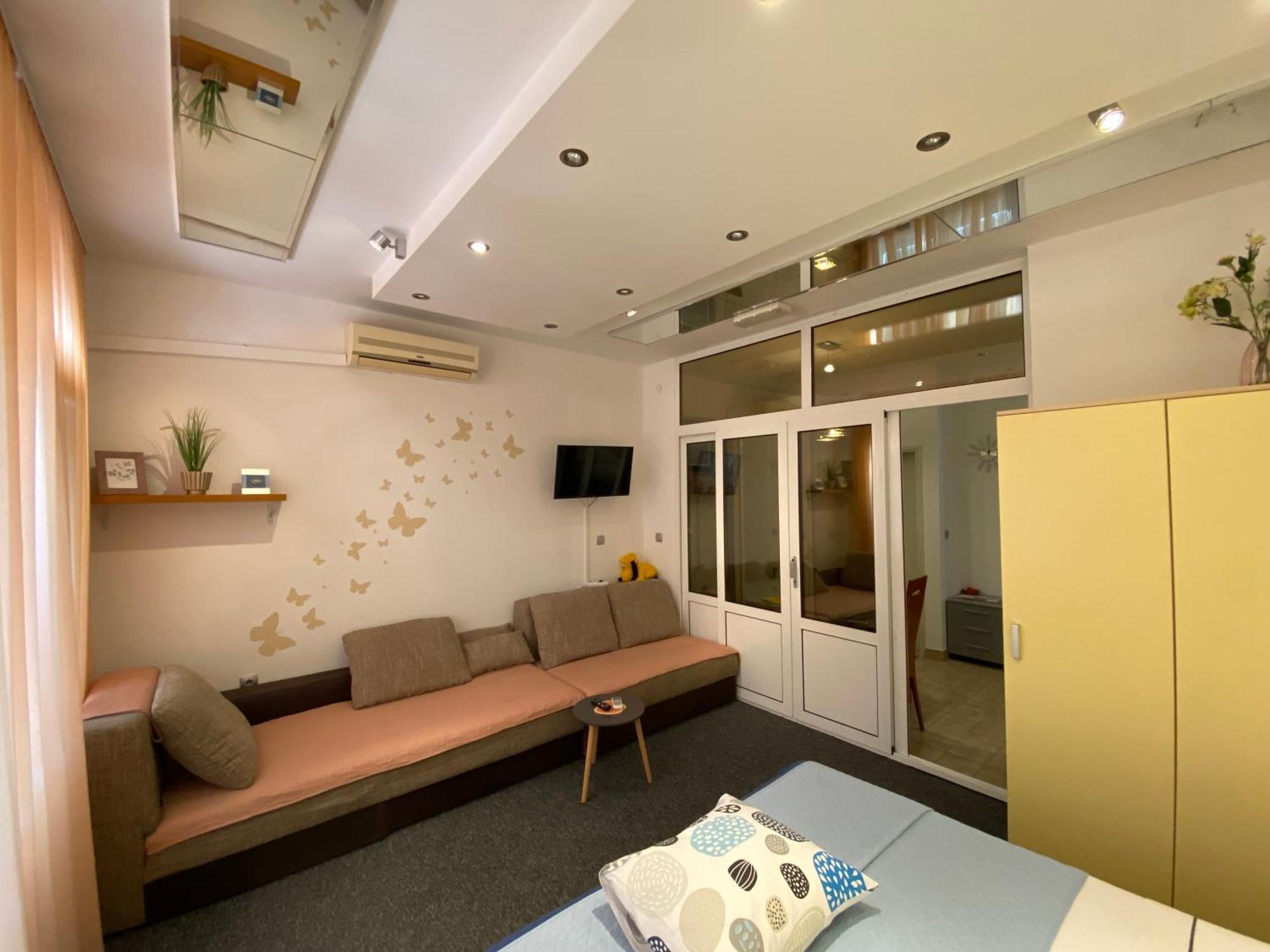 Studio Apartment And Rooms Adria Vodice Buitenkant foto