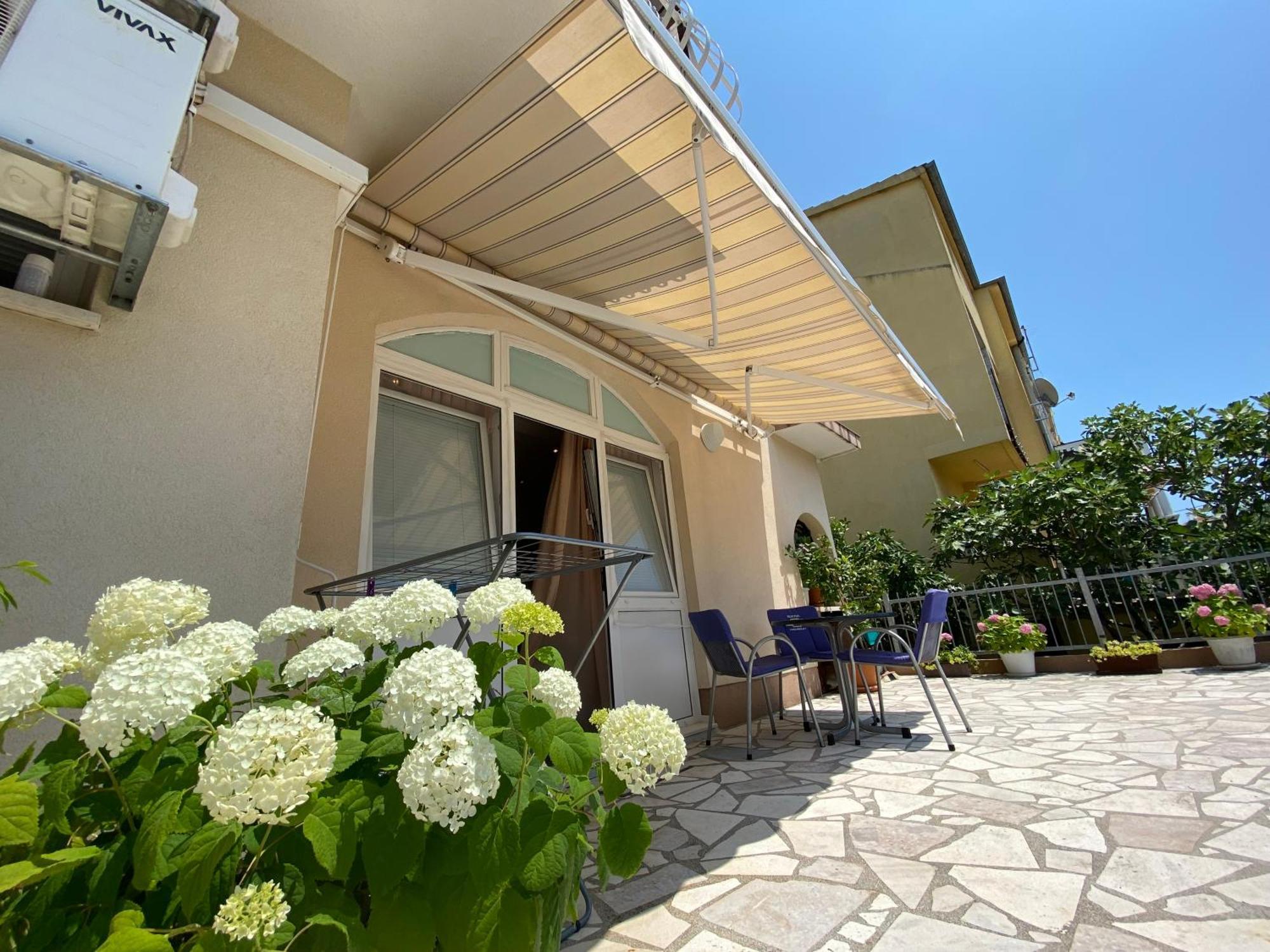 Studio Apartment And Rooms Adria Vodice Buitenkant foto