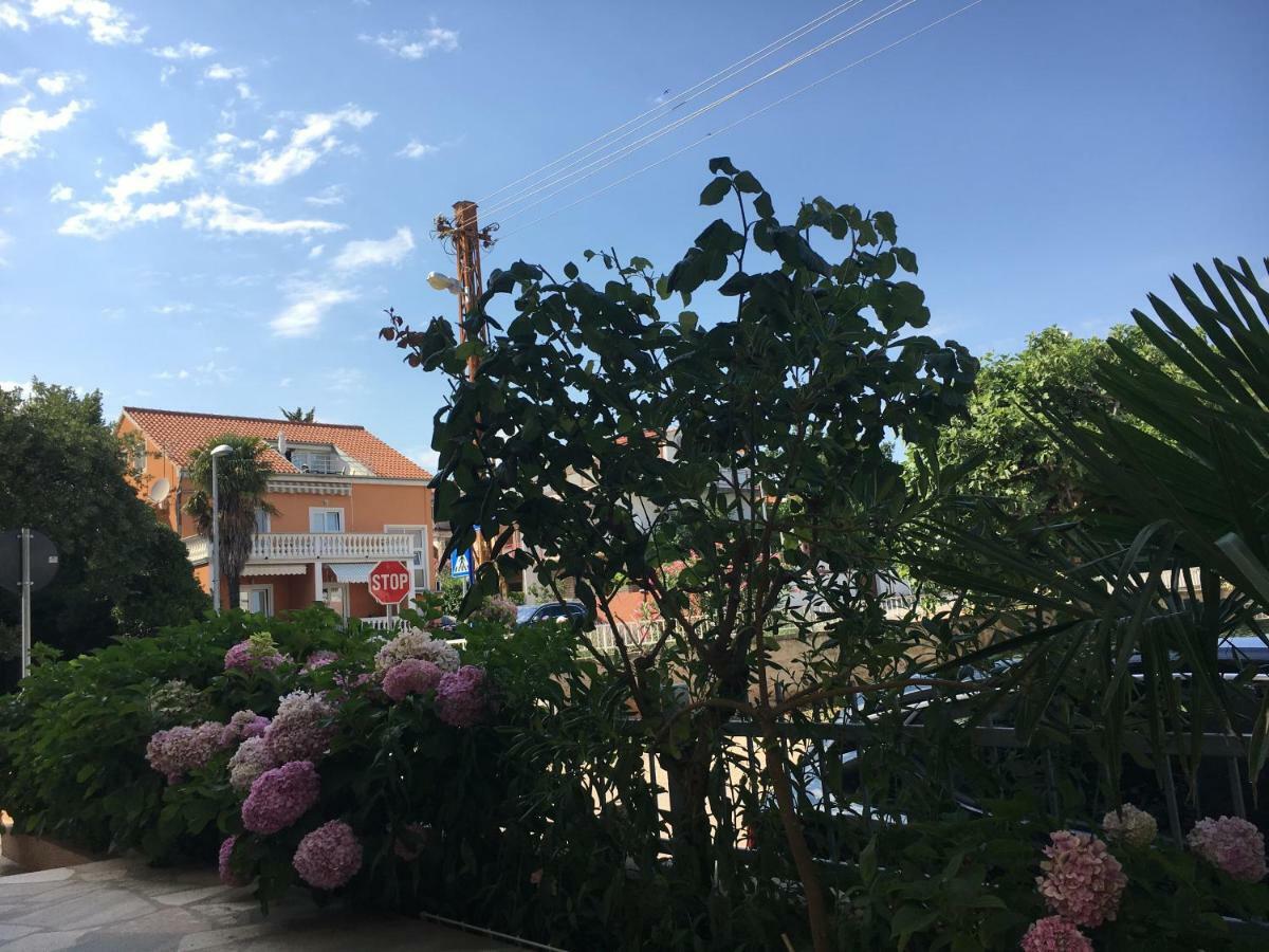 Studio Apartment And Rooms Adria Vodice Buitenkant foto